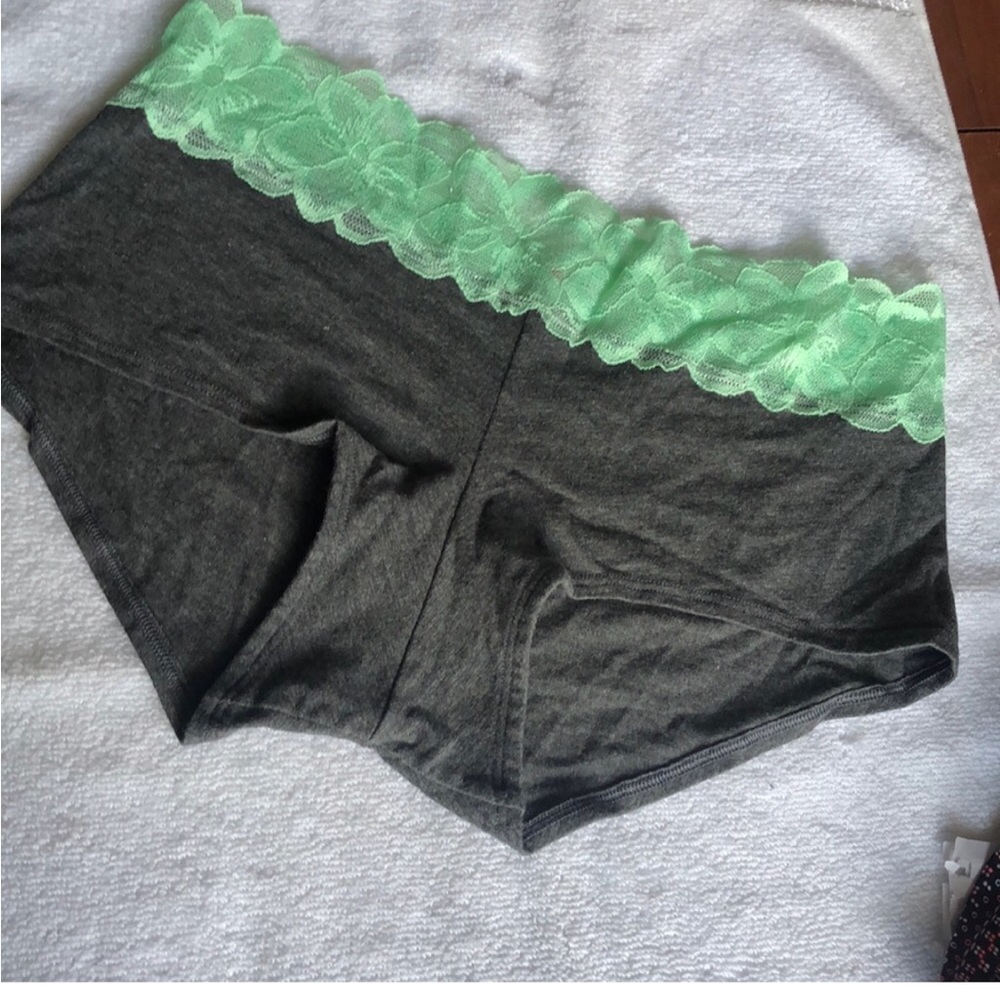 NWOT PINK Victoria’s Secret Low Rise Boyshort. Gray & Mint green.  Vintage item.